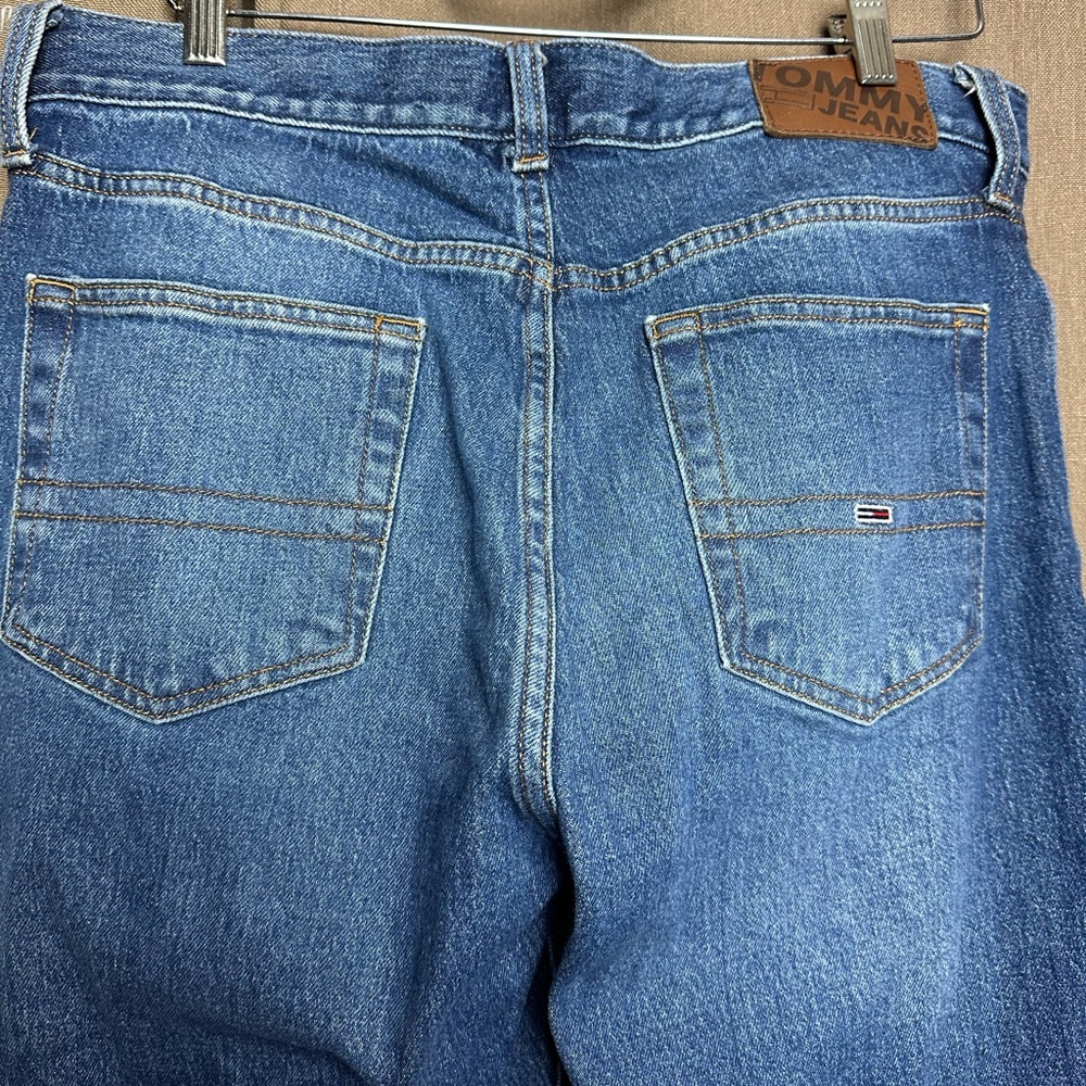 Tommy Hilfiger Jeans‎ Mens Relaxed Fit Tommy Jeans Size 33x30 Medium Wash Pants - Picture 8 of 15
